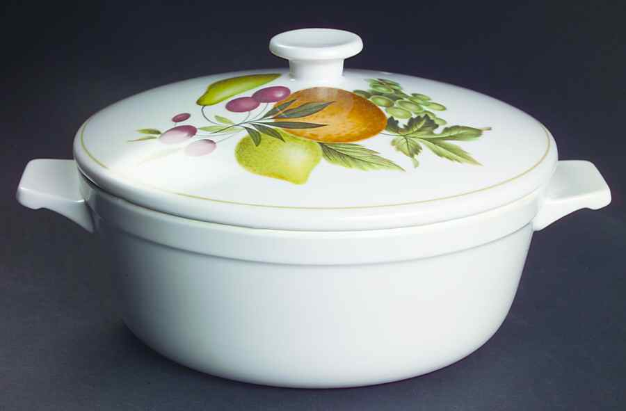 Tropica 1.75 Qt Round Covered Casserole by Noritake-1