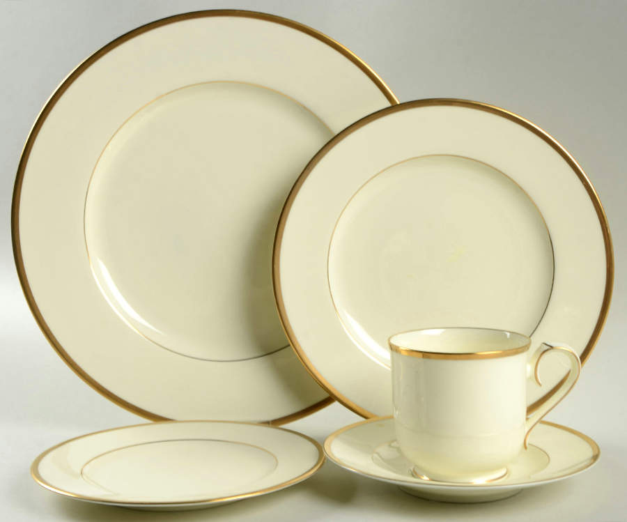Troy 5 Piece Place Setting by Noritake-1