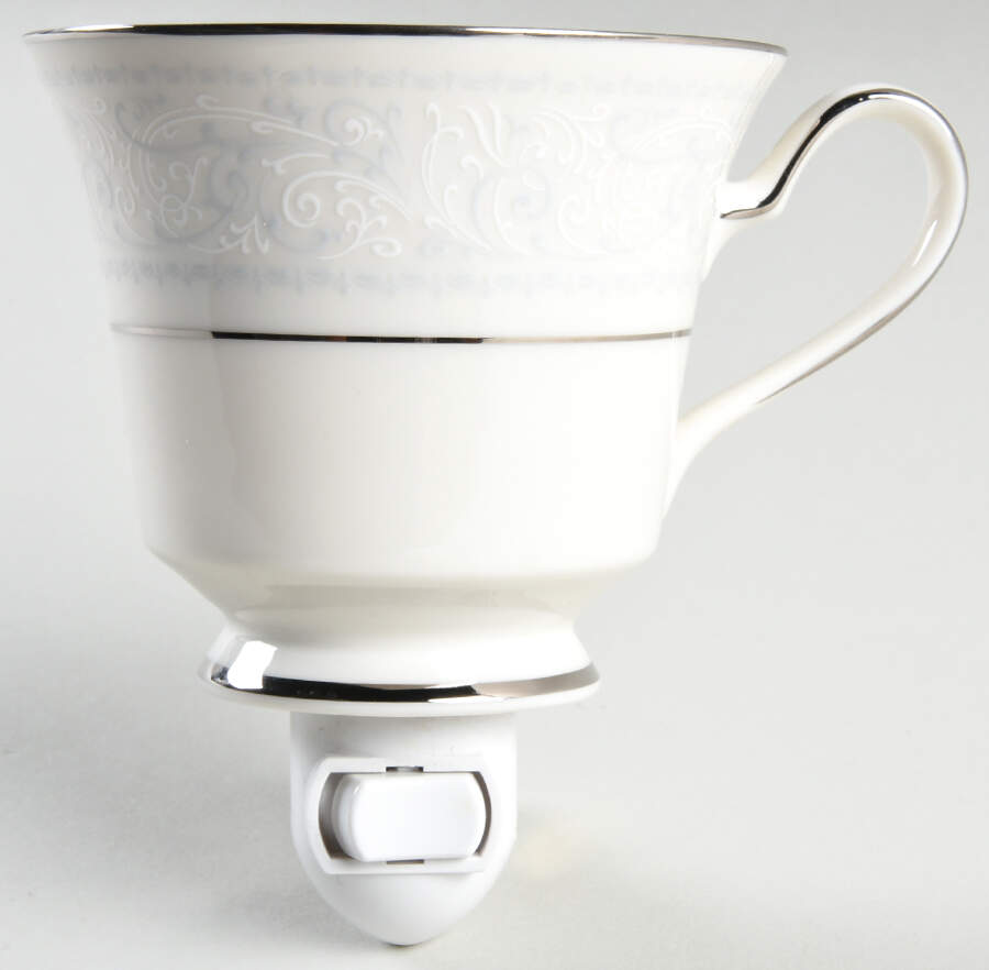 Trudy 1 5/8" + cup (H) Night Light/Cup HC by Noritake-1