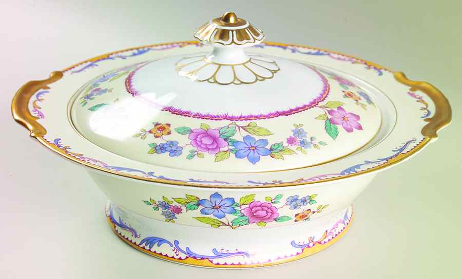 Tudor Round Covered Vegetable by Noritake-1