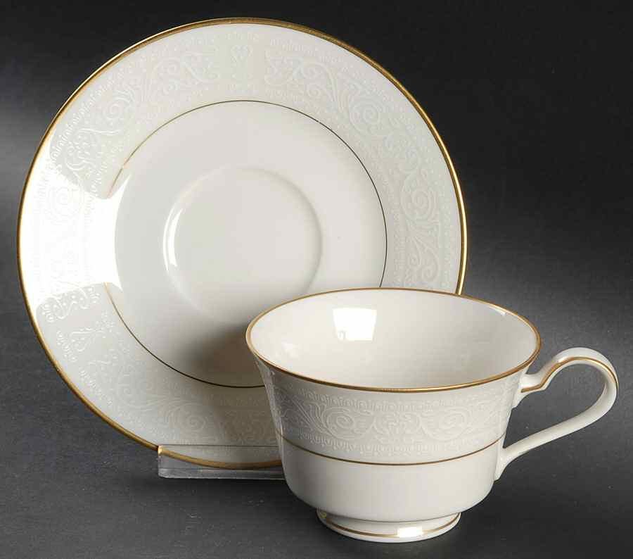 Tulane Footed Cup & Saucer Set by Noritake-1