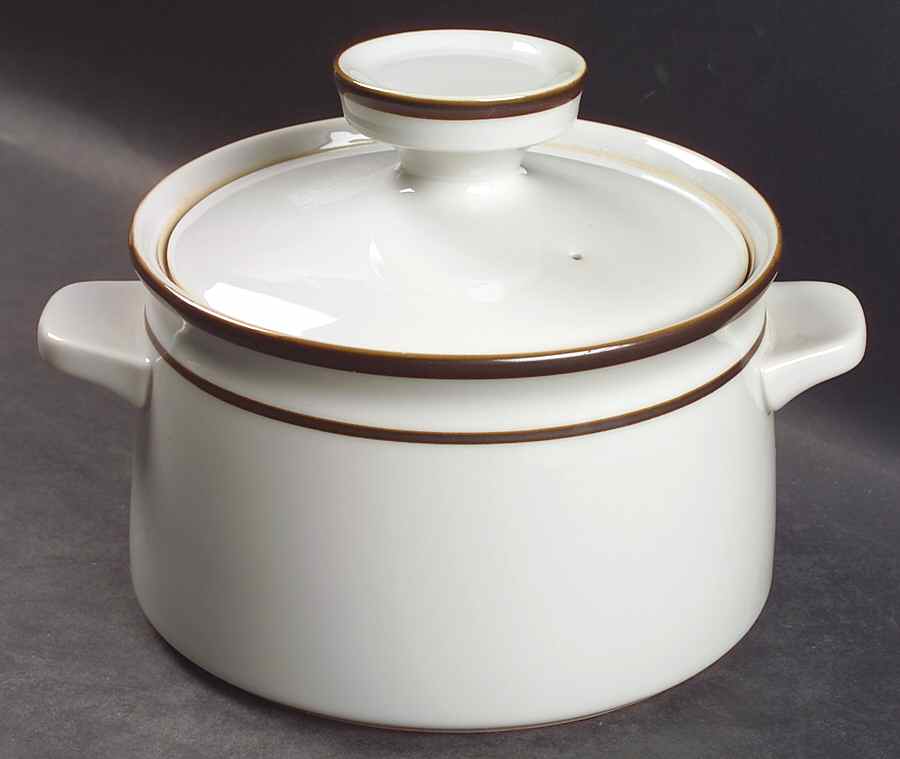 Tundra 1.25 Qt Round Covered Casserole by Noritake-1
