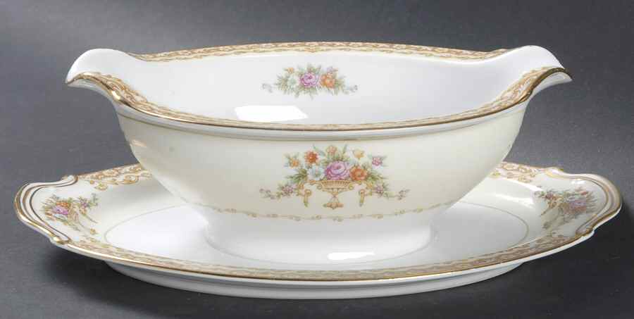 Tuscana Gravy Boat with Attached Underplate by Noritake-1
