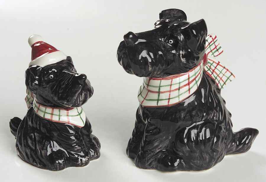 Twas The Night Before Christmas (#8100) Figural Salt & Pepper Set by Noritake-1