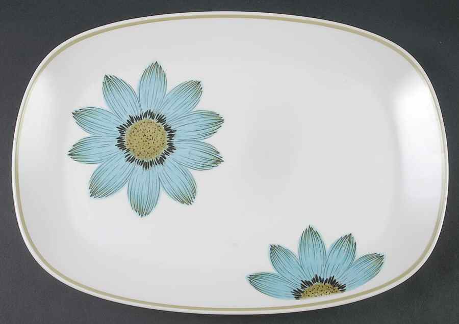 Up-Sa Daisy 15" Oval Serving Platter by Noritake-1