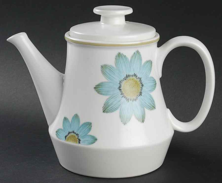 Up-Sa Daisy Teapot & Lid by Noritake-1