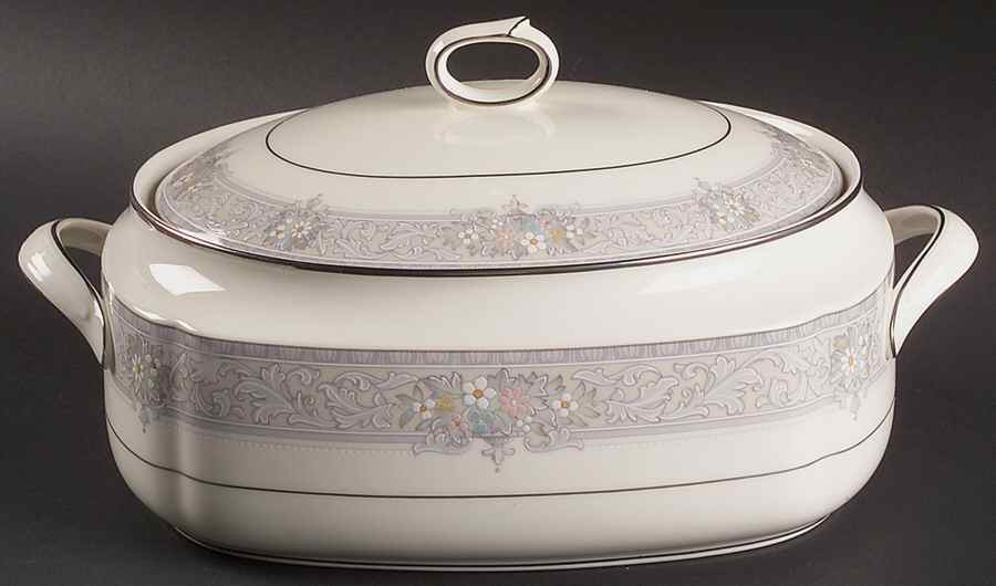 Van Buren Oval Covered Vegetable by Noritake-1