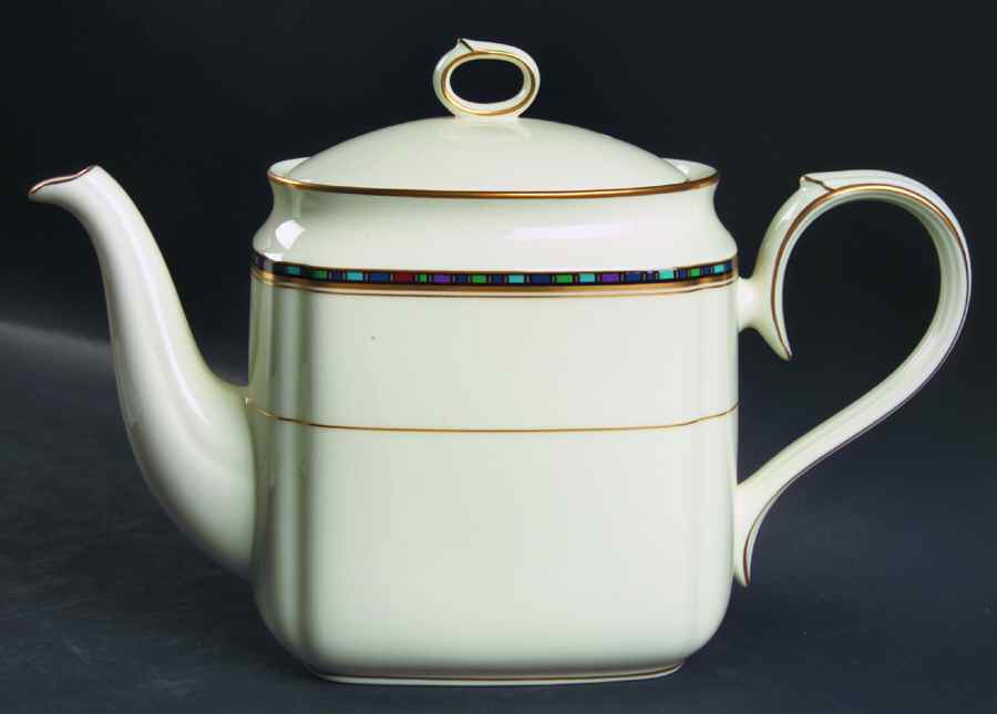 Vancouver Gold Teapot & Lid by Noritake-1