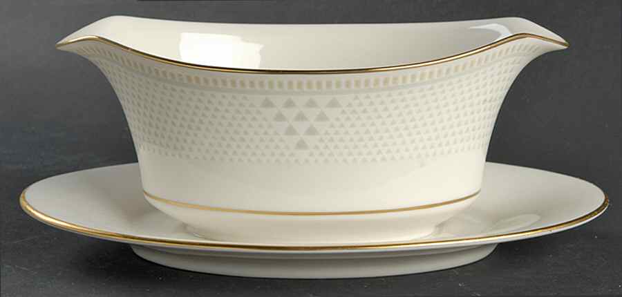 Variation in Gold Gravy Boat with Attached Underplate by Noritake-1