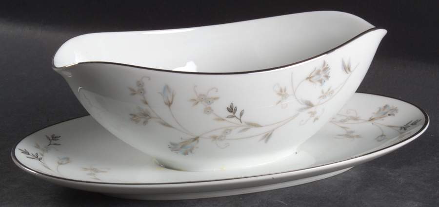 Valerie Gravy Boat with Attached Underplate by Noritake-1