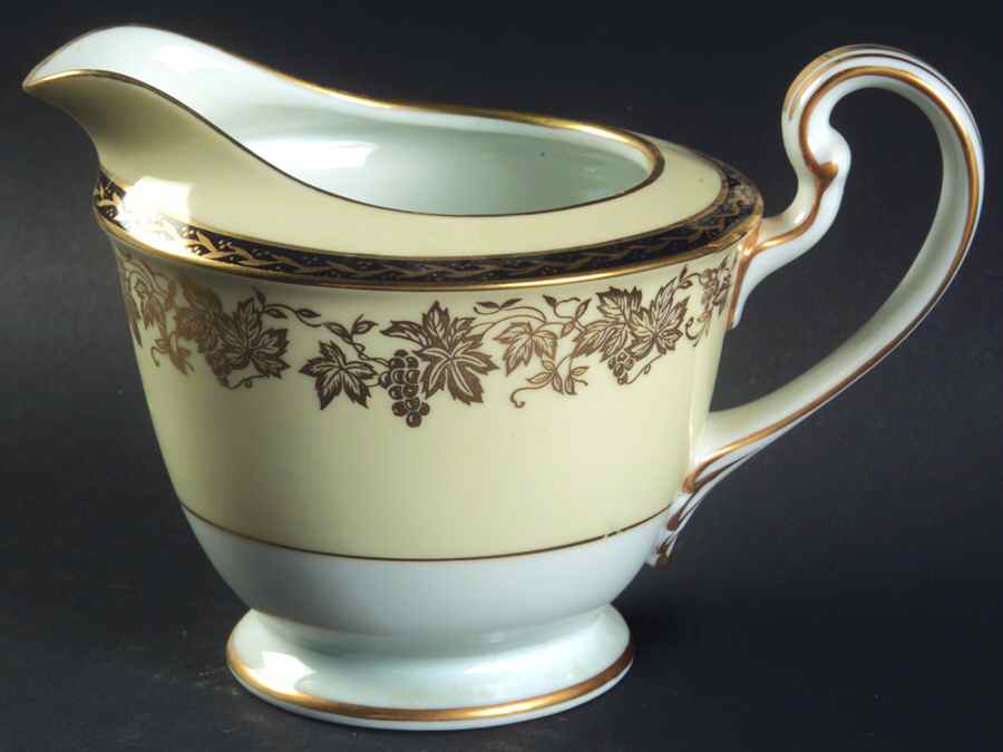 Valencia Creamer by Noritake-1