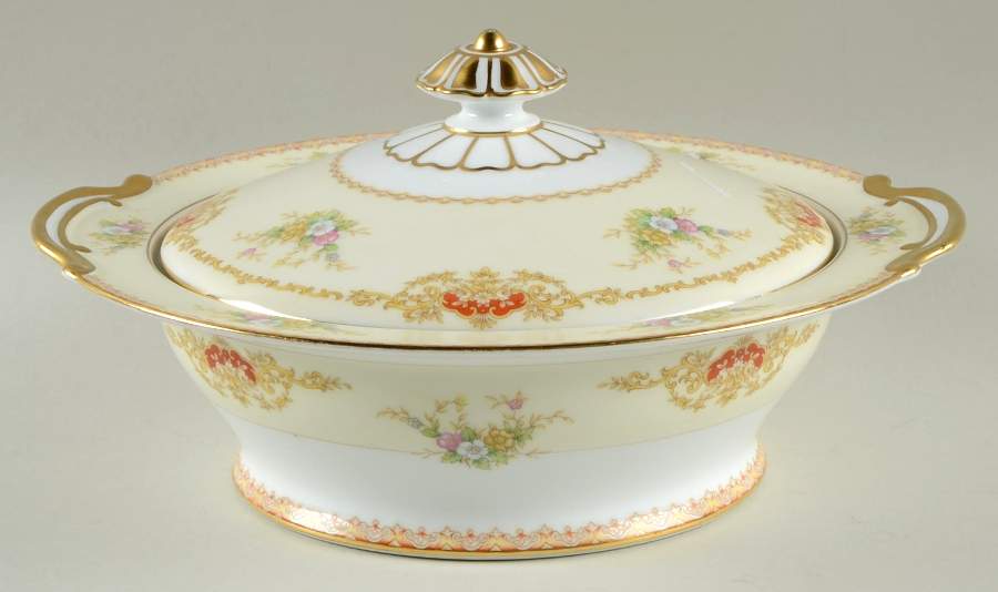 Vanessa Round Covered Vegetable by Noritake-1