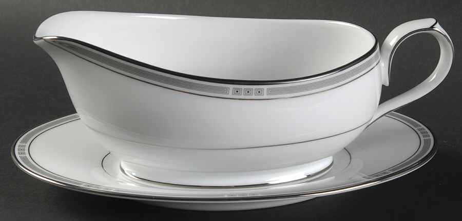 Van Orsdale Gravy Boat & Underplate (Relish/Butter) by Noritake-1