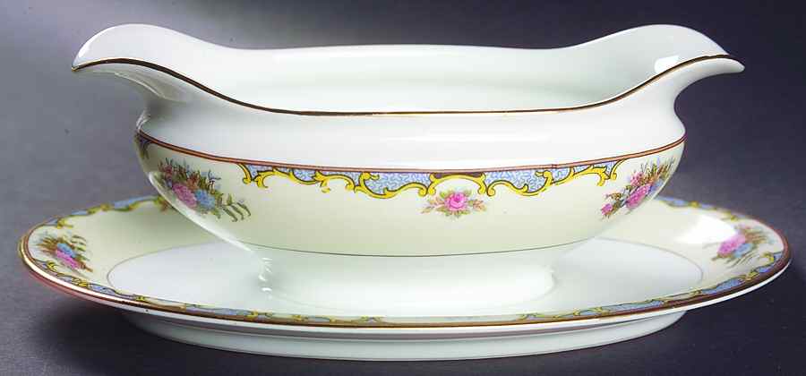 Vasona Gravy Boat with Attached Underplate by Noritake-1