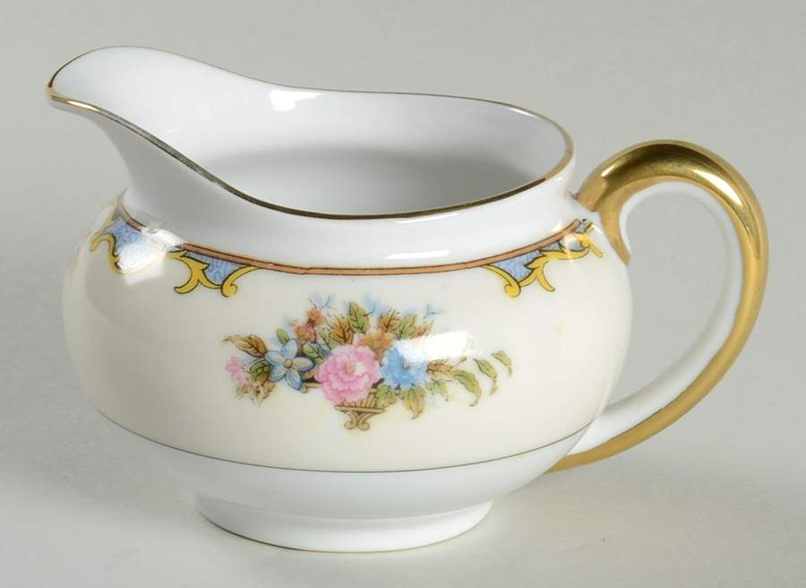 Vasona Mini Creamer by Noritake-1
