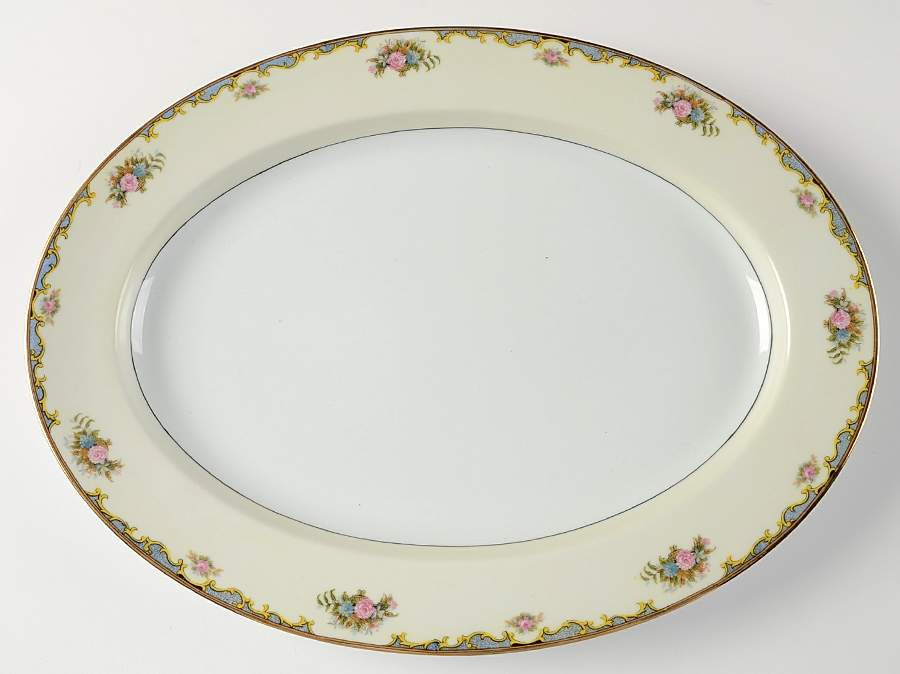 Vasona 16" Oval Serving Platter by Noritake-1