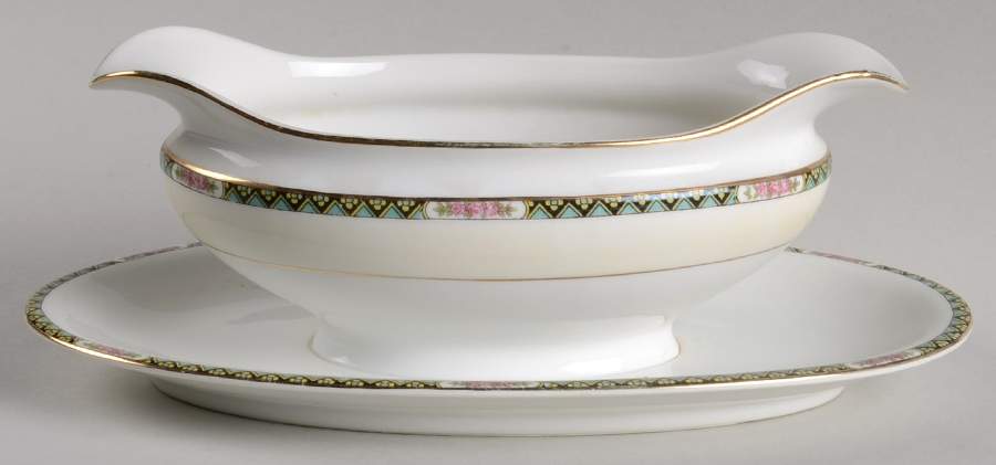 Vassar Gravy Boat with Attached Underplate by Noritake-1