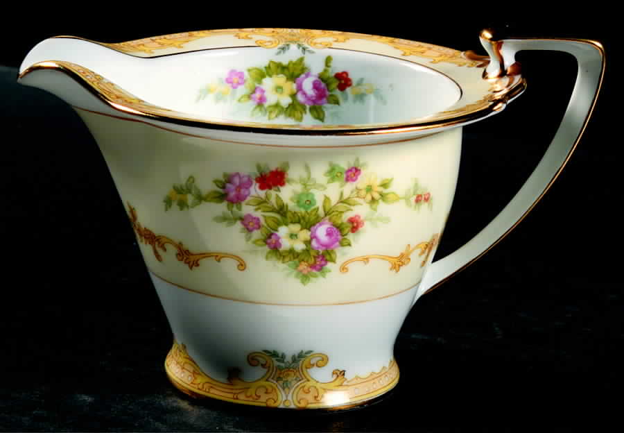 Vendome (2 3 4" Design Border) Creamer by Noritake-1