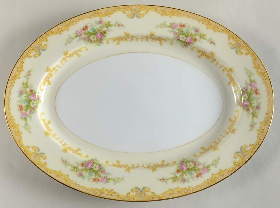 Vendome (2 3 4" Design Border) 11" Oval Serving Platter by Noritake-1