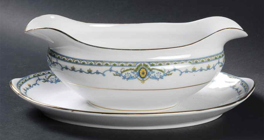 The Venice (No #) Gravy Boat with Attached Underplate by Noritake-1