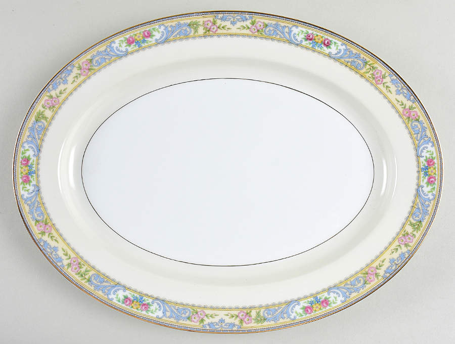 Venida 13" Oval Serving Platter by Noritake-1