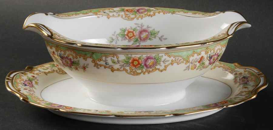 Venus Gravy Boat with Attached Underplate by Noritake-1