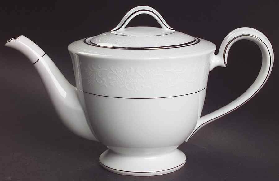 Versailles Teapot & Lid by Noritake-1