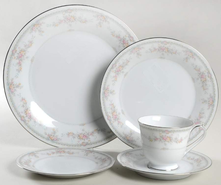 Veranda 5 Piece Place Setting by Noritake-1