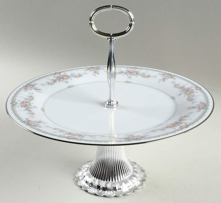 Veranda Cake Stand with 4"-5" Metal Pedestal  Hc by Noritake-1