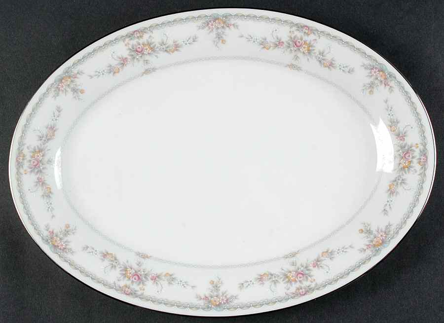 Veranda 12" Oval Serving Platter by Noritake-1