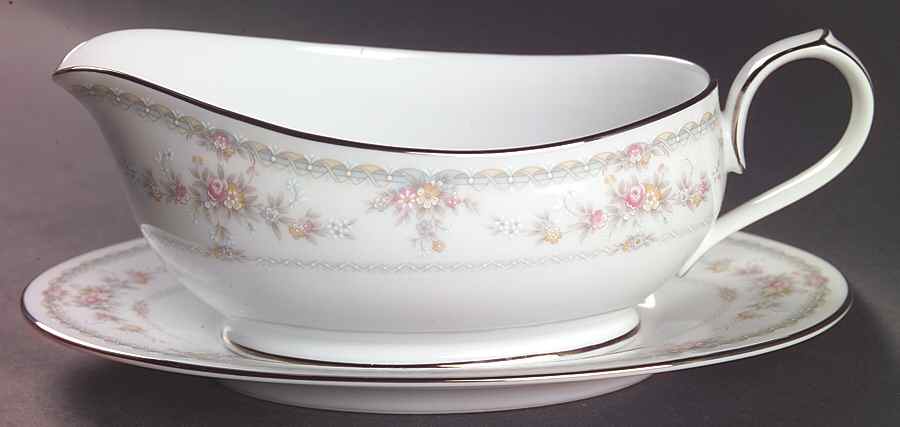Veranda Gravy Boat & Underplate (Relish/Butter) by Noritake-1