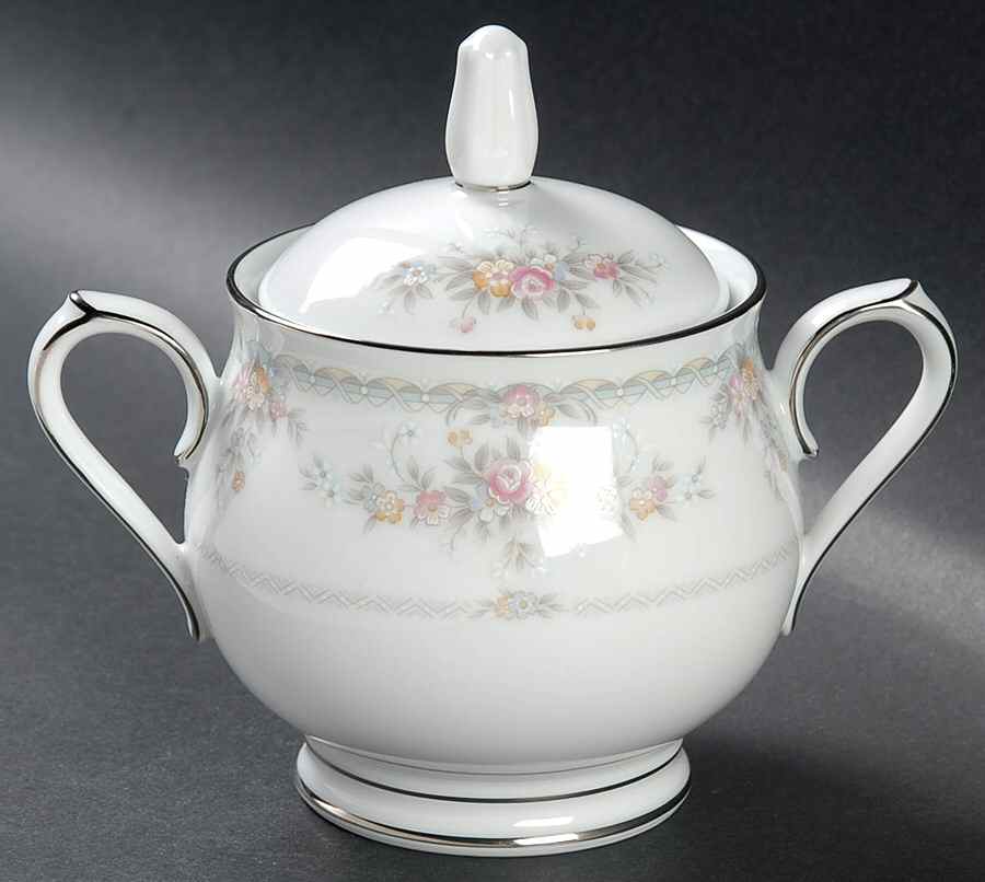 Veranda Sugar Bowl & Lid by Noritake-1