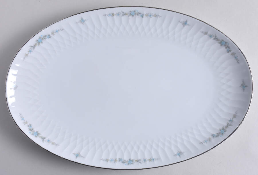 Verda 16" Oval Serving Platter by Noritake-1