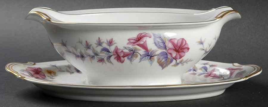 Verona Gravy Boat with Attached Underplate by Noritake-1