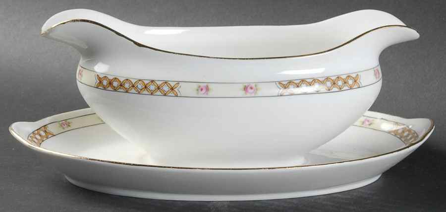 Verona (No #) Gravy Boat with Attached Underplate by Noritake-1
