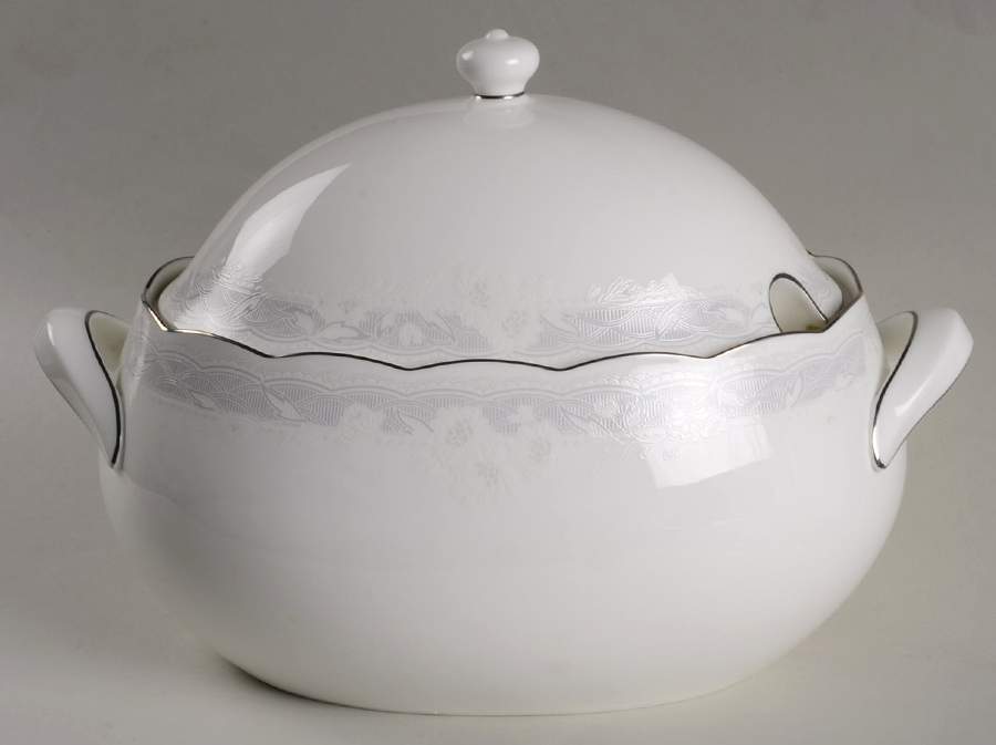 Victorian Lace Oval Tureen & Lid by Noritake-1