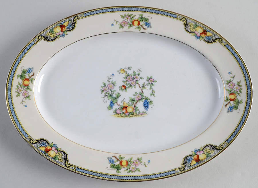 Vintonia 10" Oval Serving Platter by Noritake-1