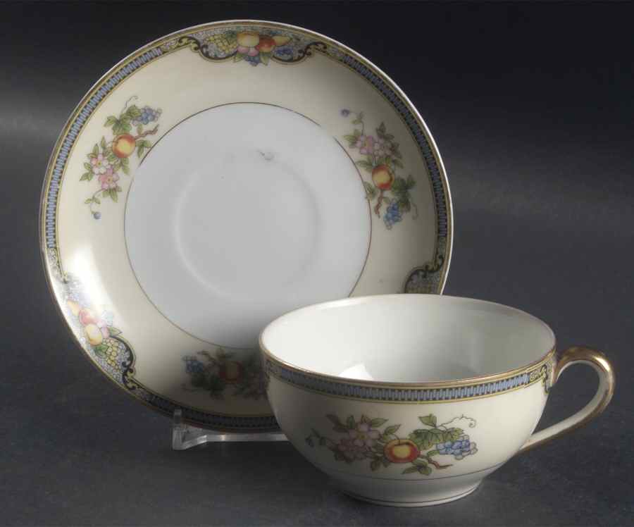 Vintonia Flat Cup & Saucer Set by Noritake-1