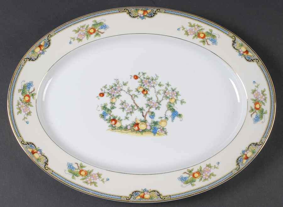 Vintonia 13" Oval Serving Platter by Noritake-1