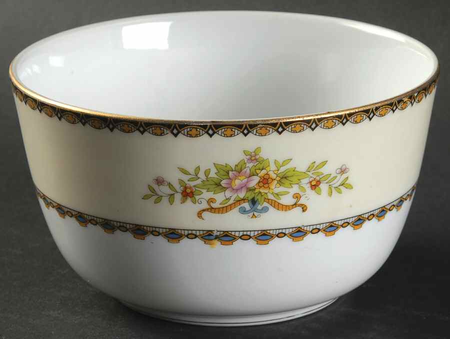 Visalia Cranberry Bowl by Noritake-1