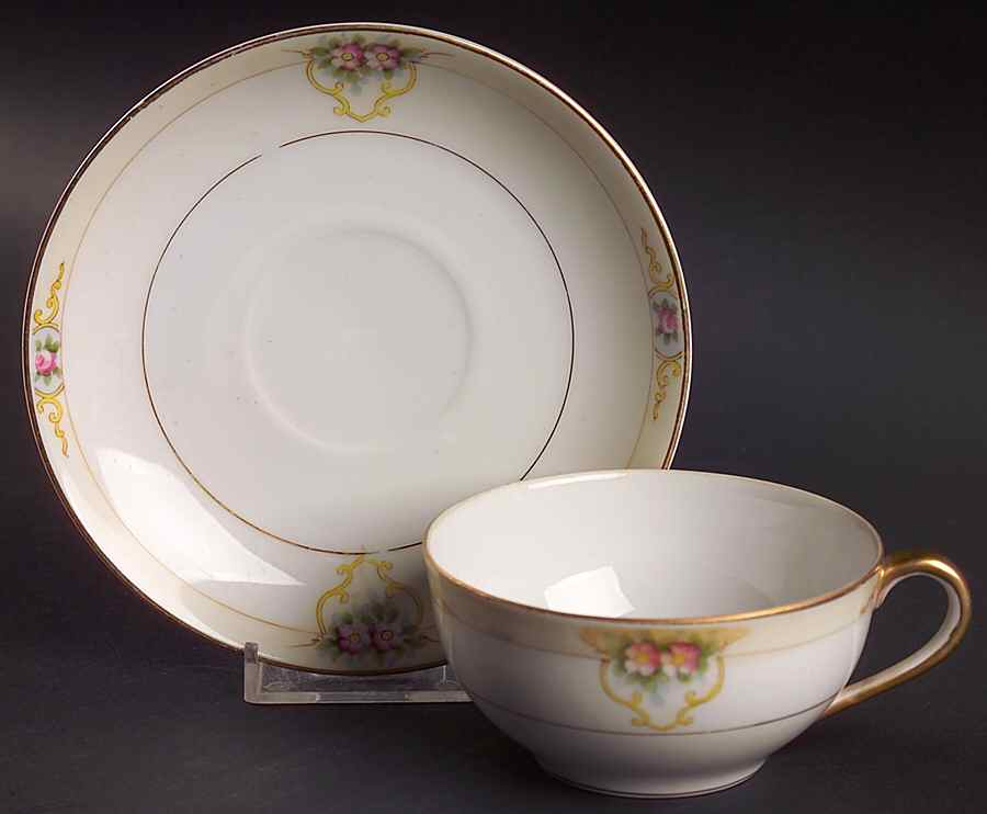 The Vitry Flat Cup & Saucer Set by Noritake-1