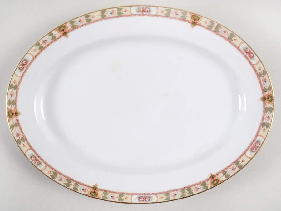 Wadleigh 10" Oval Serving Platter by Noritake-1