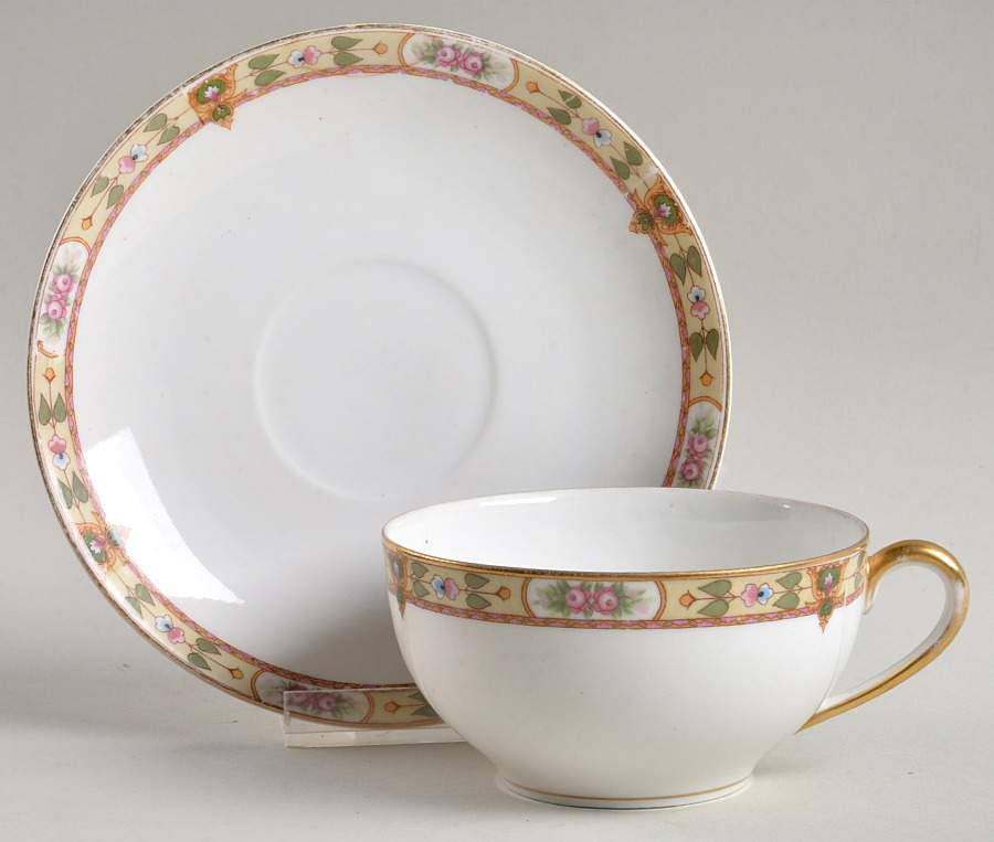 Wadleigh Flat Cup & Saucer Set by Noritake-1