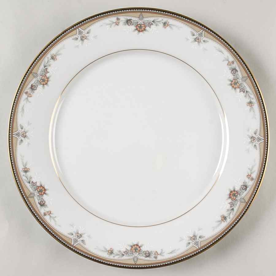 Walnut Hill Dinner Plate by Noritake-1