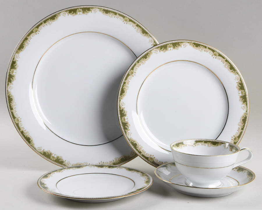 Warrington 5 Piece Place Setting by Noritake-1