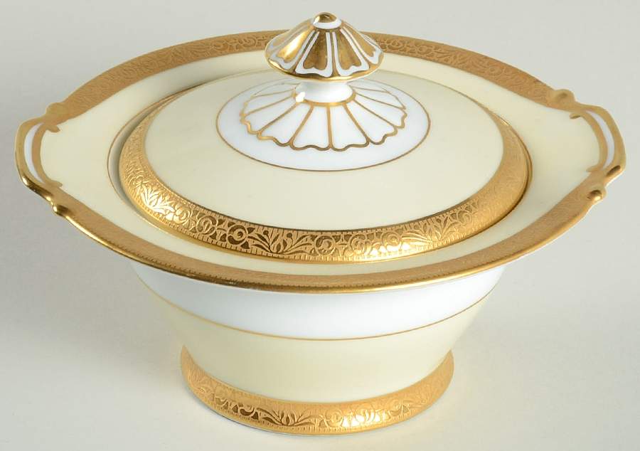 Warwick Sugar Bowl & Lid by Noritake-1