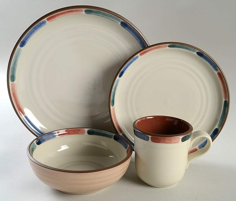 Warm Sands 32 Piece Estate Set by Noritake-1