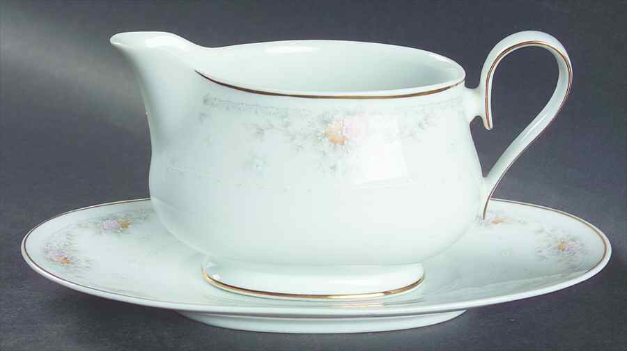 Waynesboro Gravy Boat & Underplate (Relish/Butter) by Noritake-1