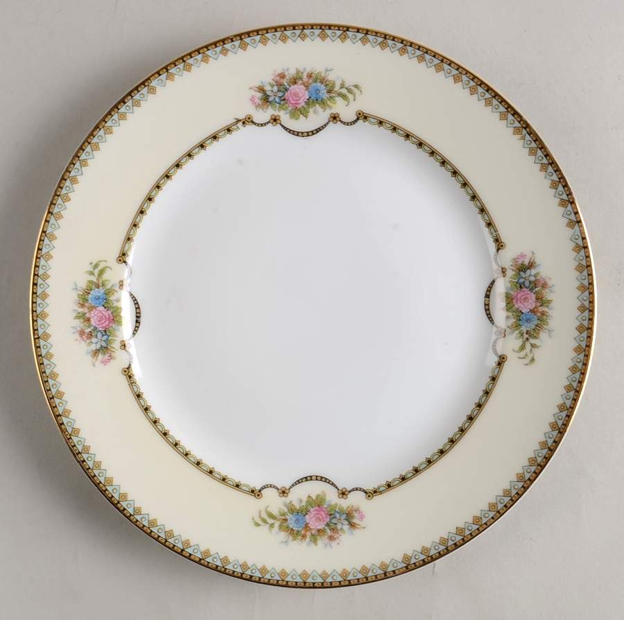 Wellsdale Luncheon Plate by Noritake-1