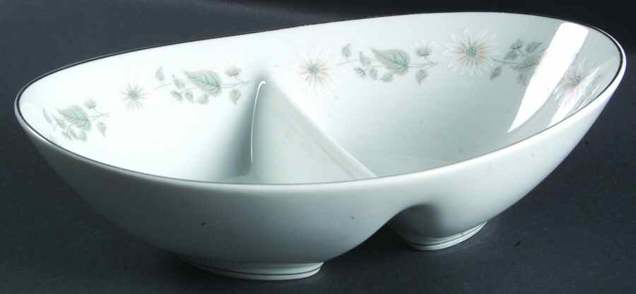 Wellesley 10" Oval Divided Vegetable Bowl by Noritake-1